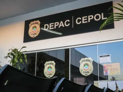 Criança de 6 anos é encontrada sozinha em casa; pais alegam ida para comprar pizza