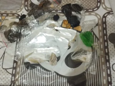 Mulher é presa ao levar drogas no sutiã para marido em presídio