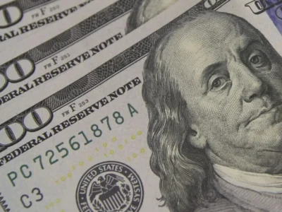 Dólar recua a R$ 5,17 com trégua no Oriente Médio