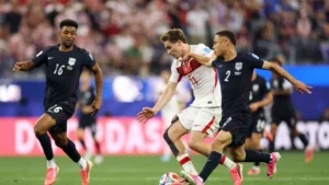 Turquia vence EUA mas é eliminada na Copa