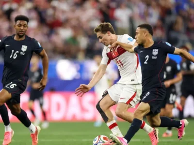 Turquia vence EUA mas é eliminada na Copa