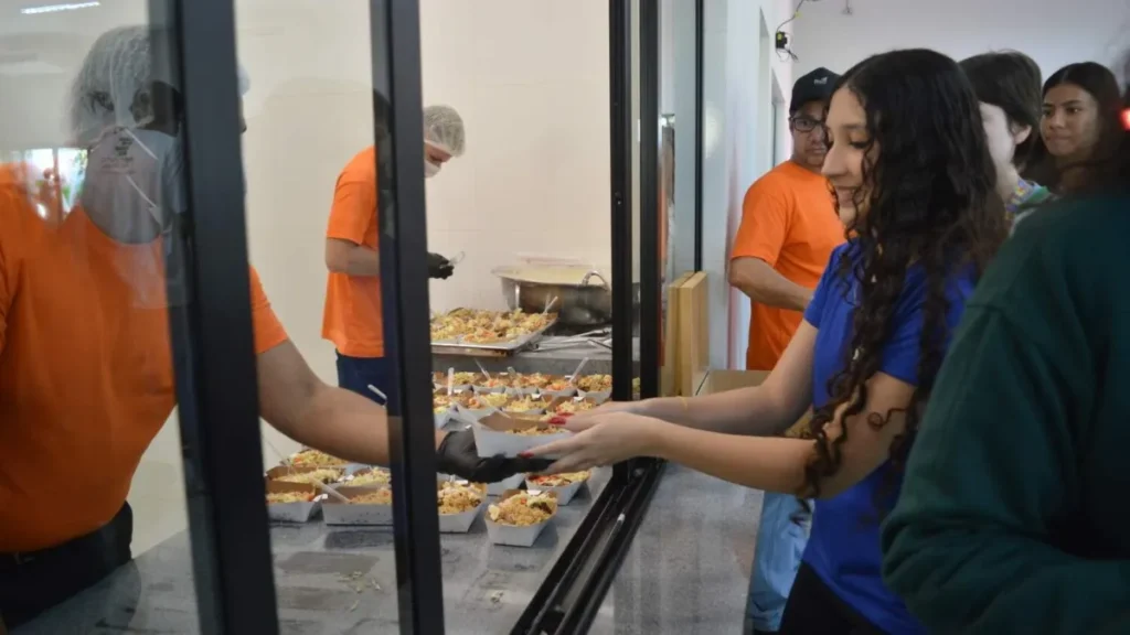 IFMS inaugura refeitório e reduz custo da merenda de R$ 11 para R$ 6