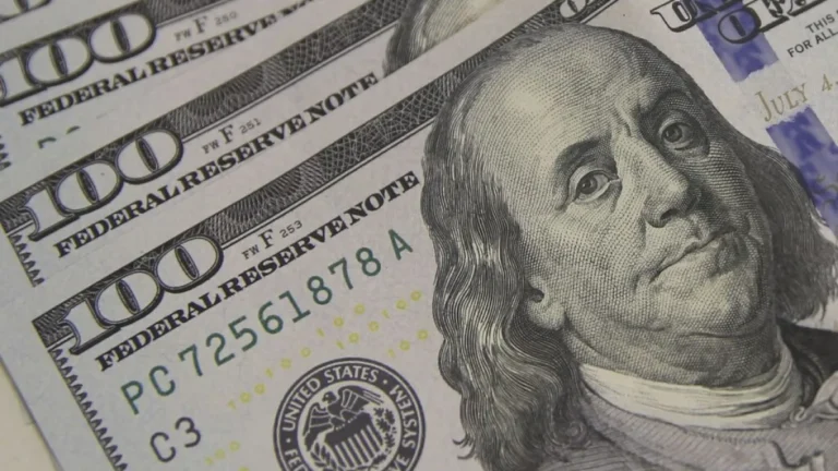 Dólar sobe a R$ 5,13 com tensão entre EUA e Irã