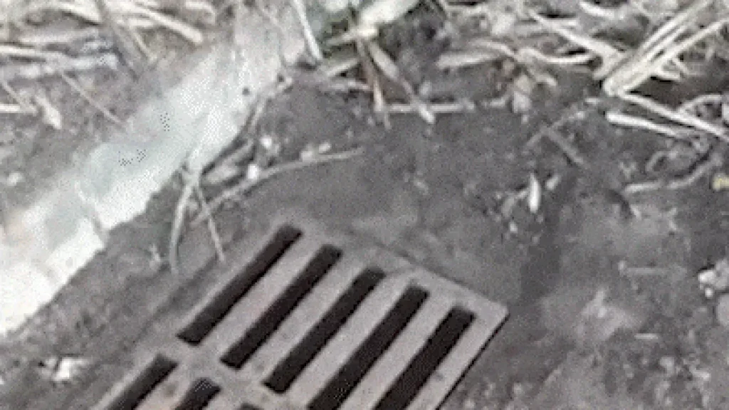 Limpeza de bueiro é "enxugar gelo" em Campo Grande