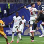Argentina vira sobre Inglaterra no fim e vai à final da Copa