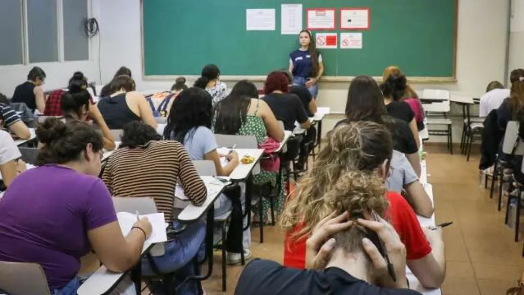 UFMS divulga conteúdo e leituras obrigatórias do Vestibular 2027