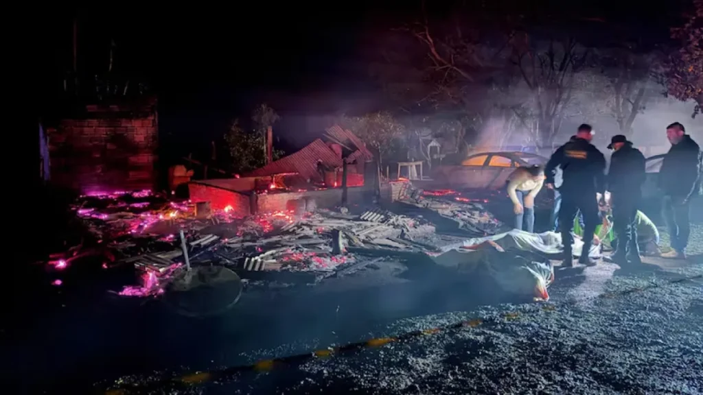 Autópsia revela que policiais foram executados rendidos no Paraguai