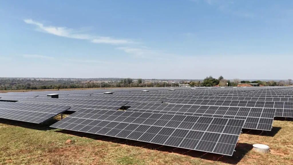 Energia solar por assinatura reduz conta de luz em até 30%