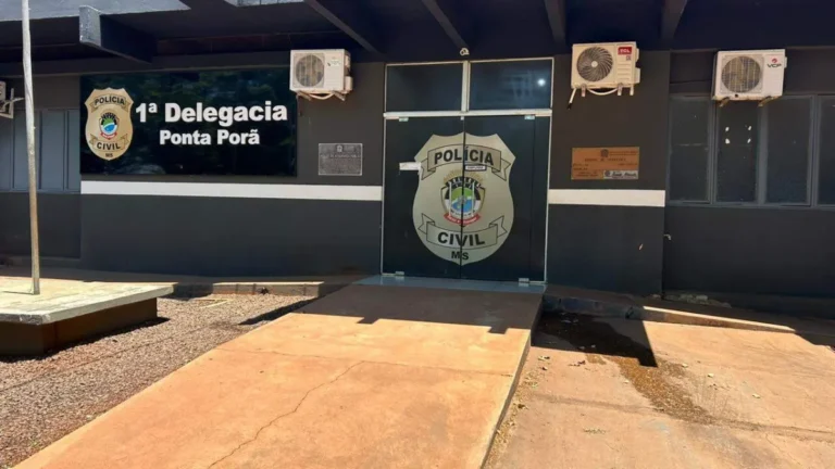 Ex-bombeiro é preso usando farda para furtar em Ponta Porã