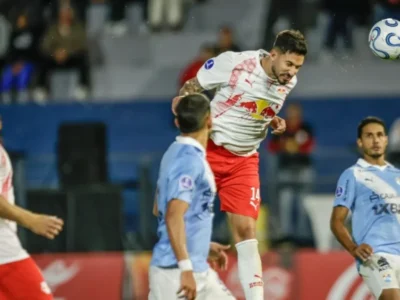 Bragantino vence Sporting Cristal e enfrenta Atlético-MG na Sul-Americana
