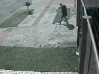 Ladrão foge com TV e R$ 200 em furto na Vila Ipiranga