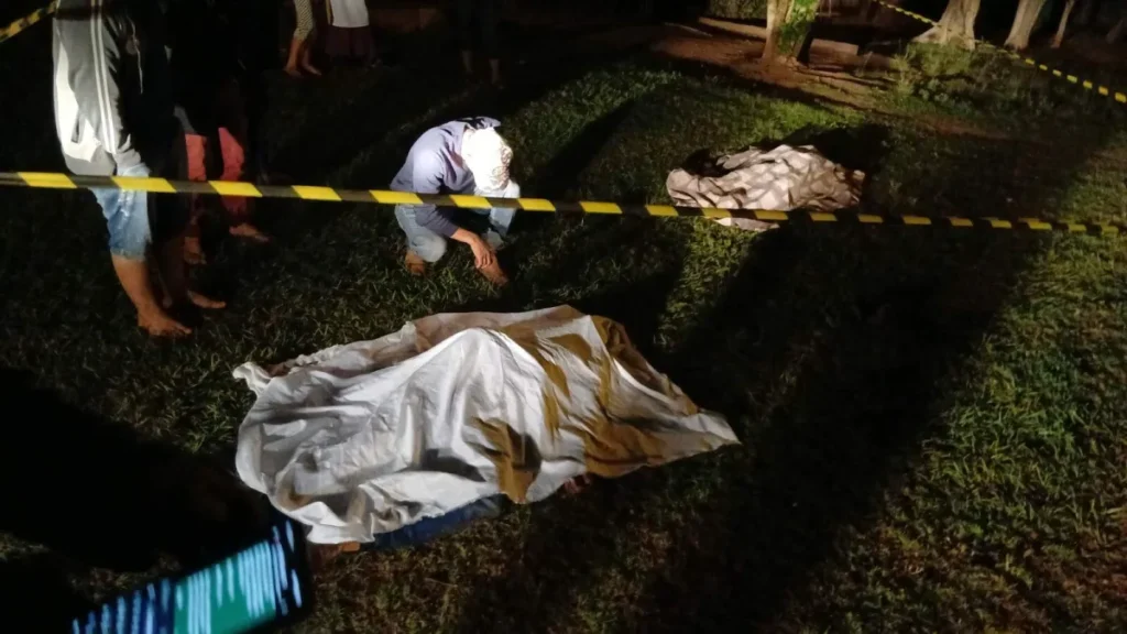 Dois irmãos são mortos a facadas na fronteira com MS